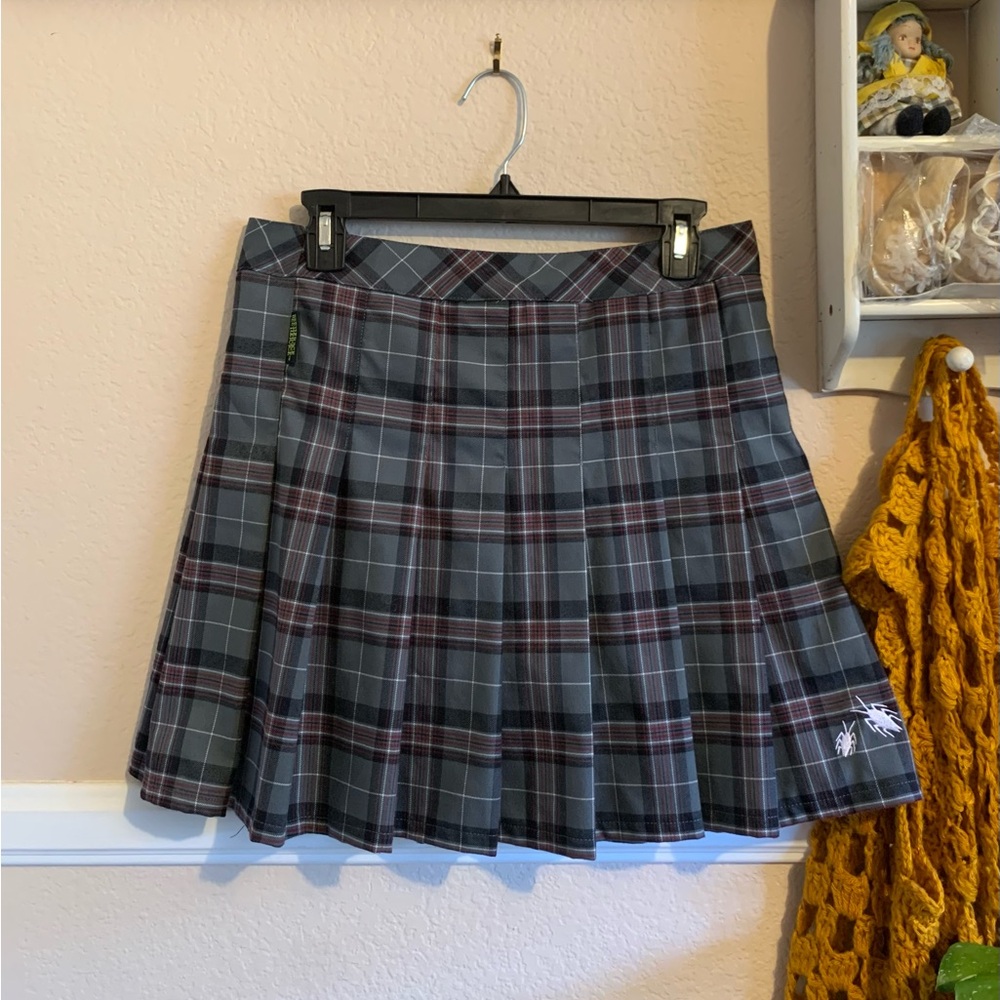 Beetlejuice Plaid Gray Pleated Skirt